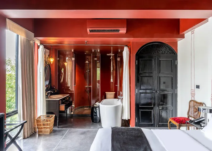 Amdaeng Riverside 酒店