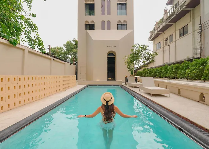 Amdaeng Riverside 4* Бангкок