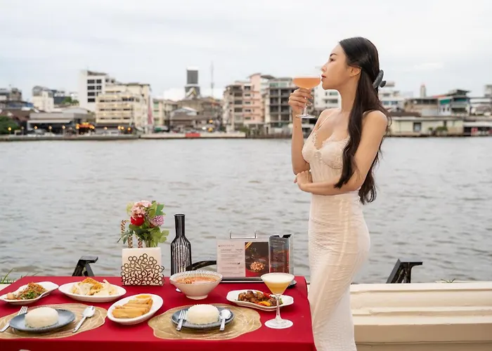 Amdaeng Riverside Отель 4*