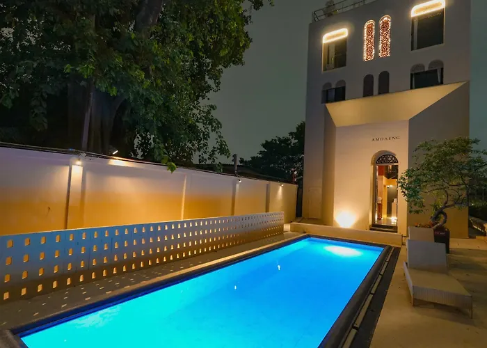 Amdaeng Riverside 4*