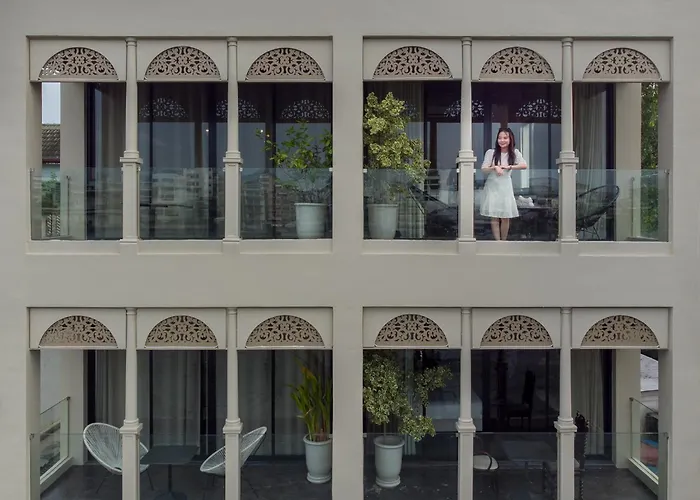 Amdaeng Riverside 4* Бангкок
